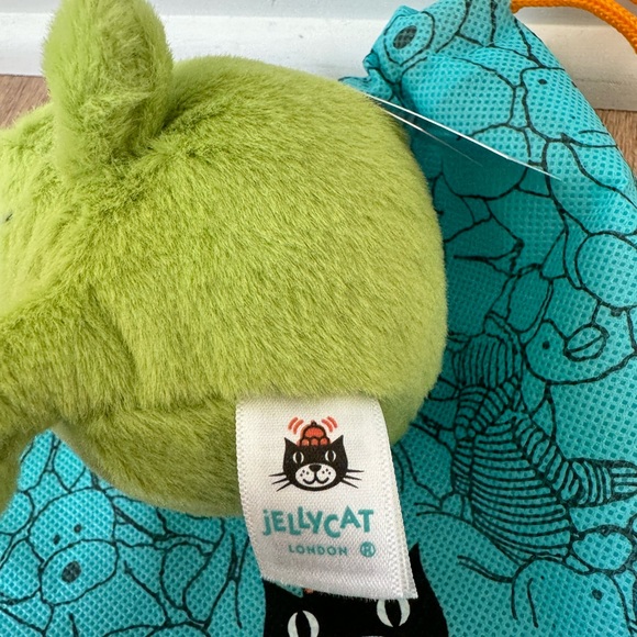 Jellycat Ricky Rain Frog Plush Keychain Charm with dust bag - Picture 7 of 7